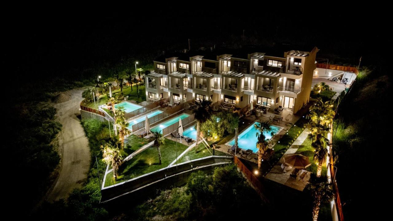 Pefkohori Golden Mountain Beach Villas Eksteriør bilde