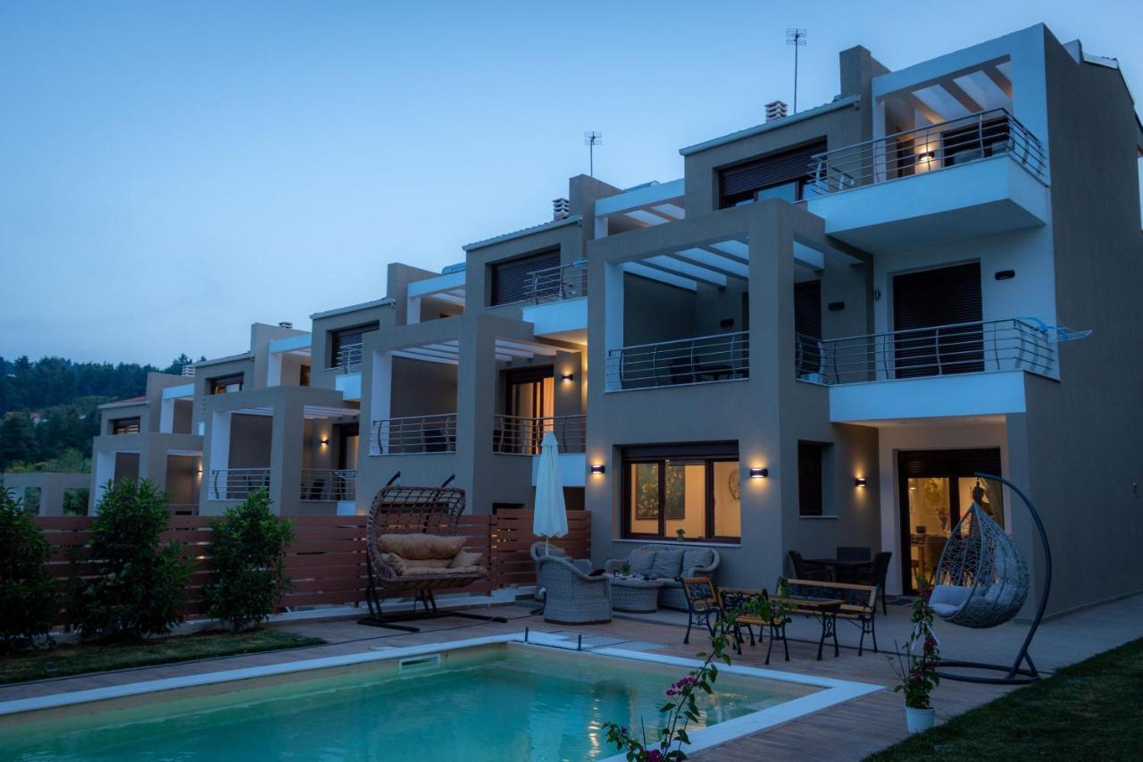 Pefkohori Golden Mountain Beach Villas Eksteriør bilde