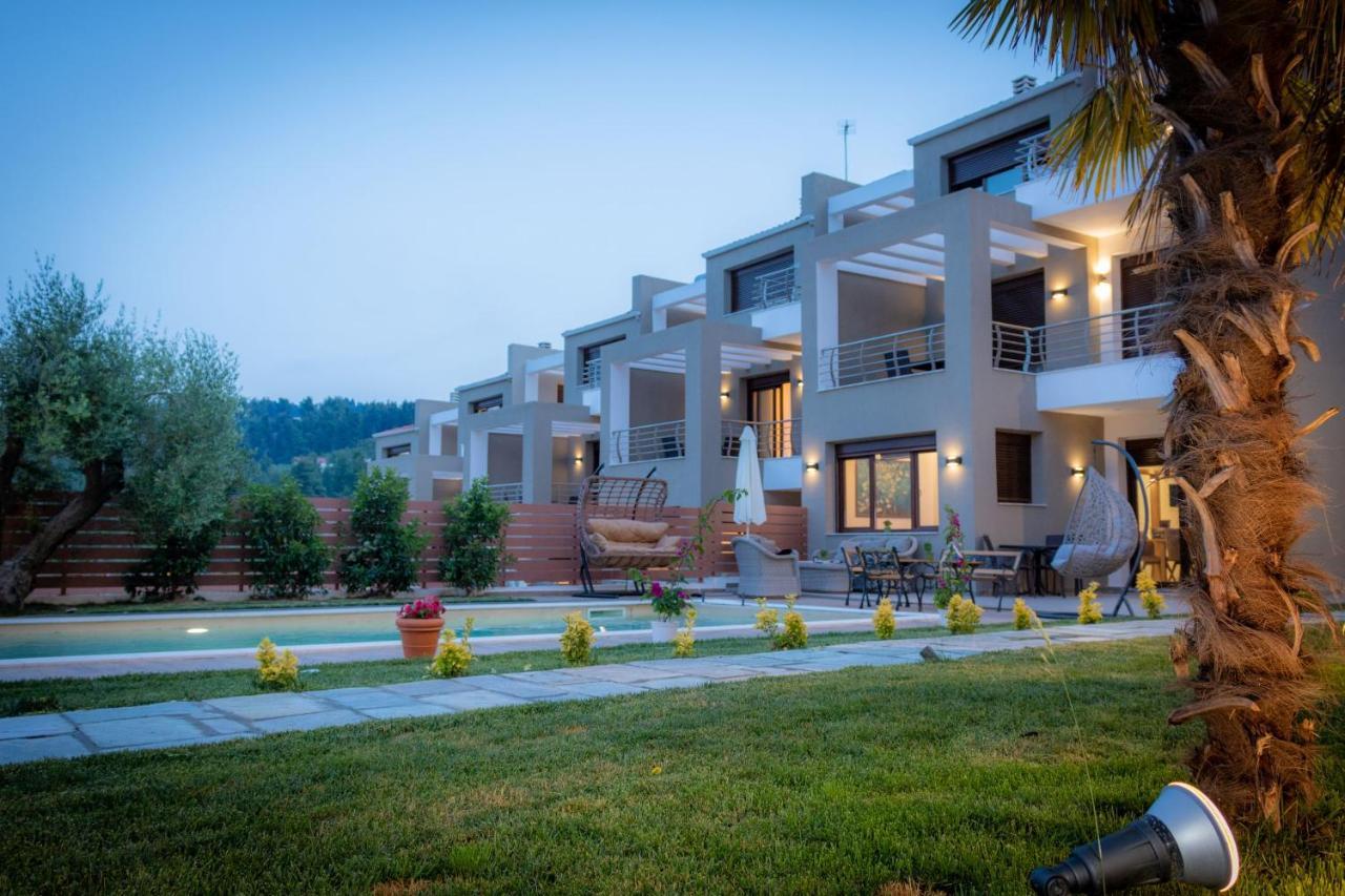 Pefkohori Golden Mountain Beach Villas Eksteriør bilde